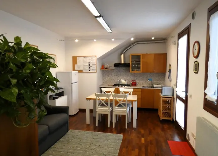 Mamma Mia On Ground Floor With Private Parking Tv-Venice